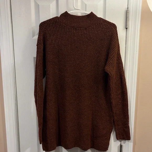 Old Navy Women's Rich Brown Turtleneck Sweater - Picture 2 of 4